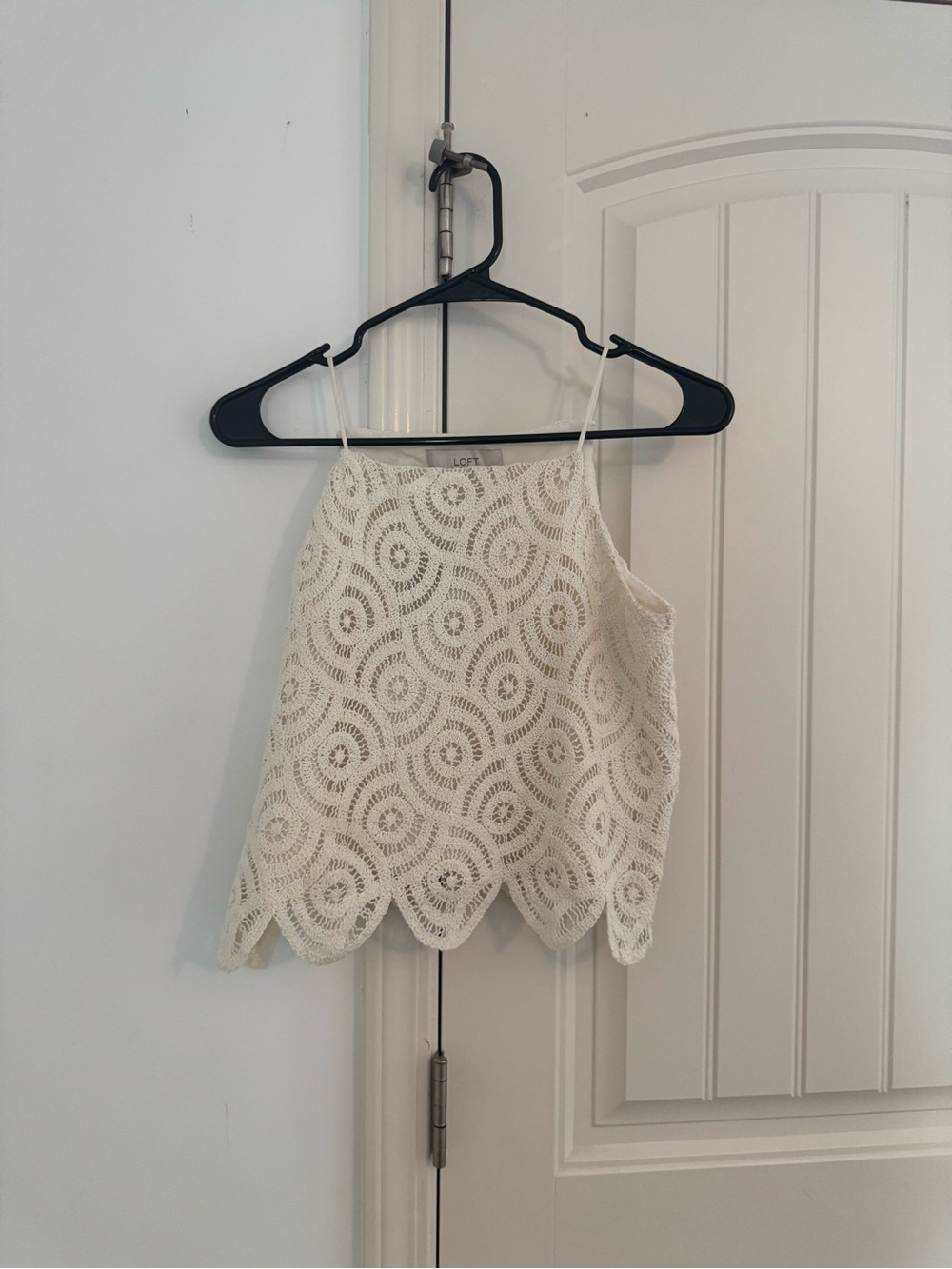 LOFT Cream Crochet Scallop-Hem Camisole